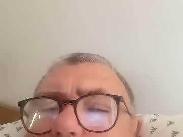 twohats2810