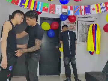 voyeurism_guys