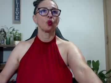 womanhornyx