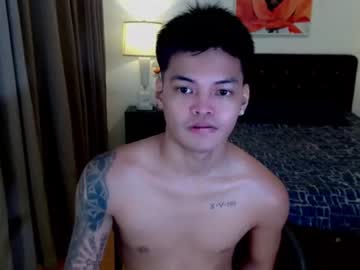 asianhugescott