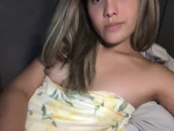 pinky_skylar