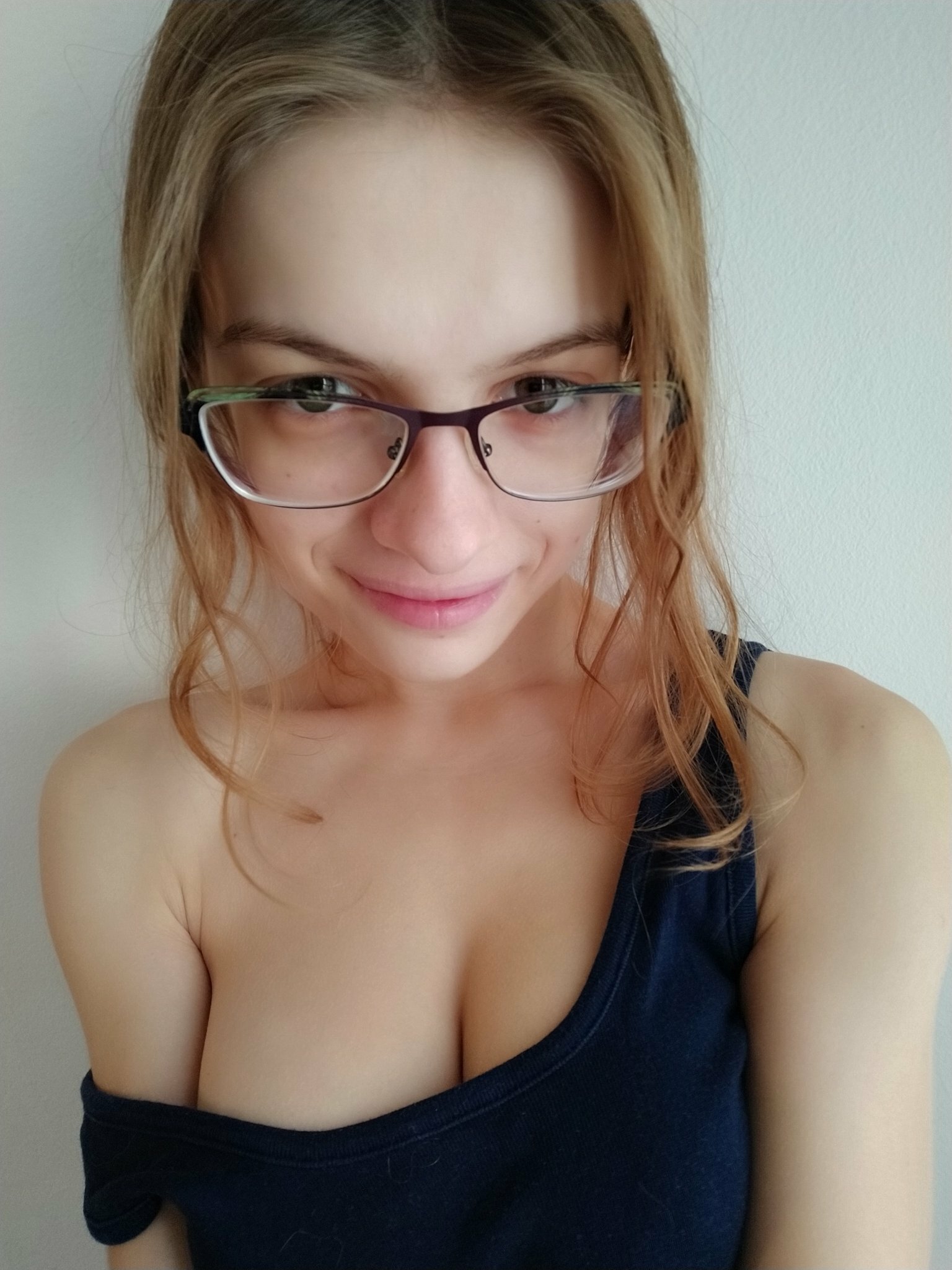 Slutty Lily pics and vids — 36