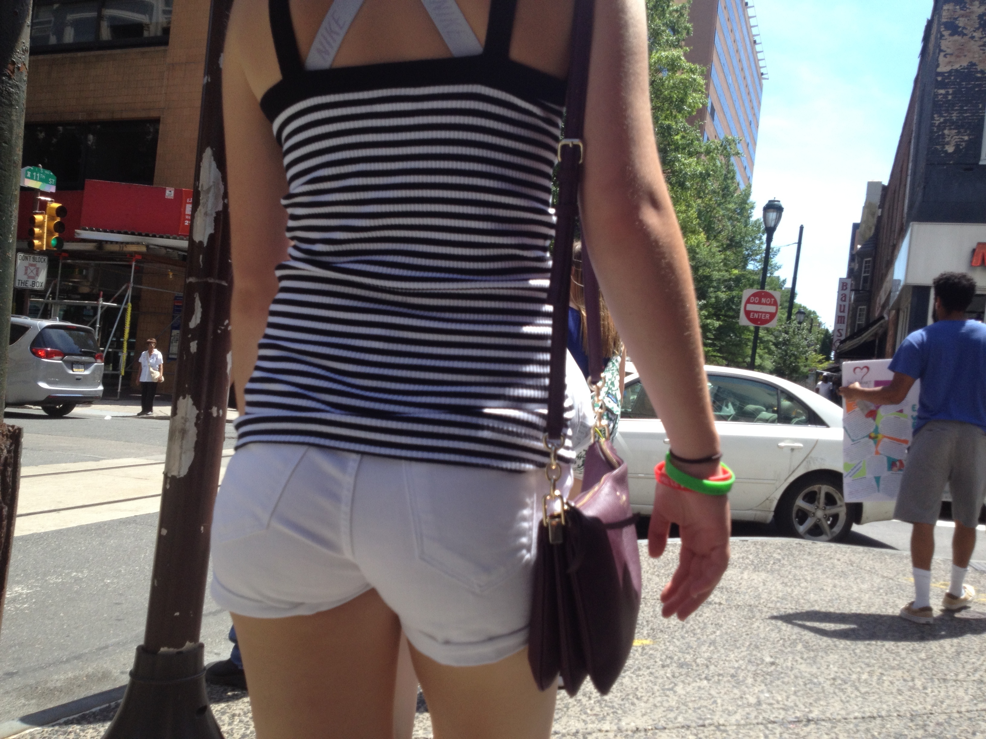 Candid Teen VPL in the City — 48