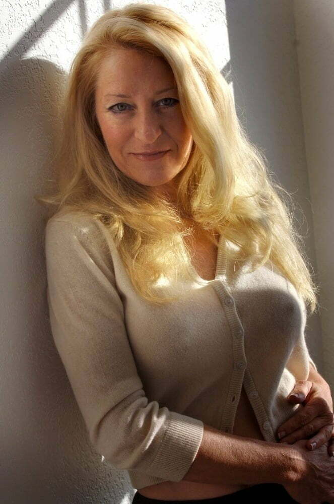 MILFs that need to get gangbanged — 33