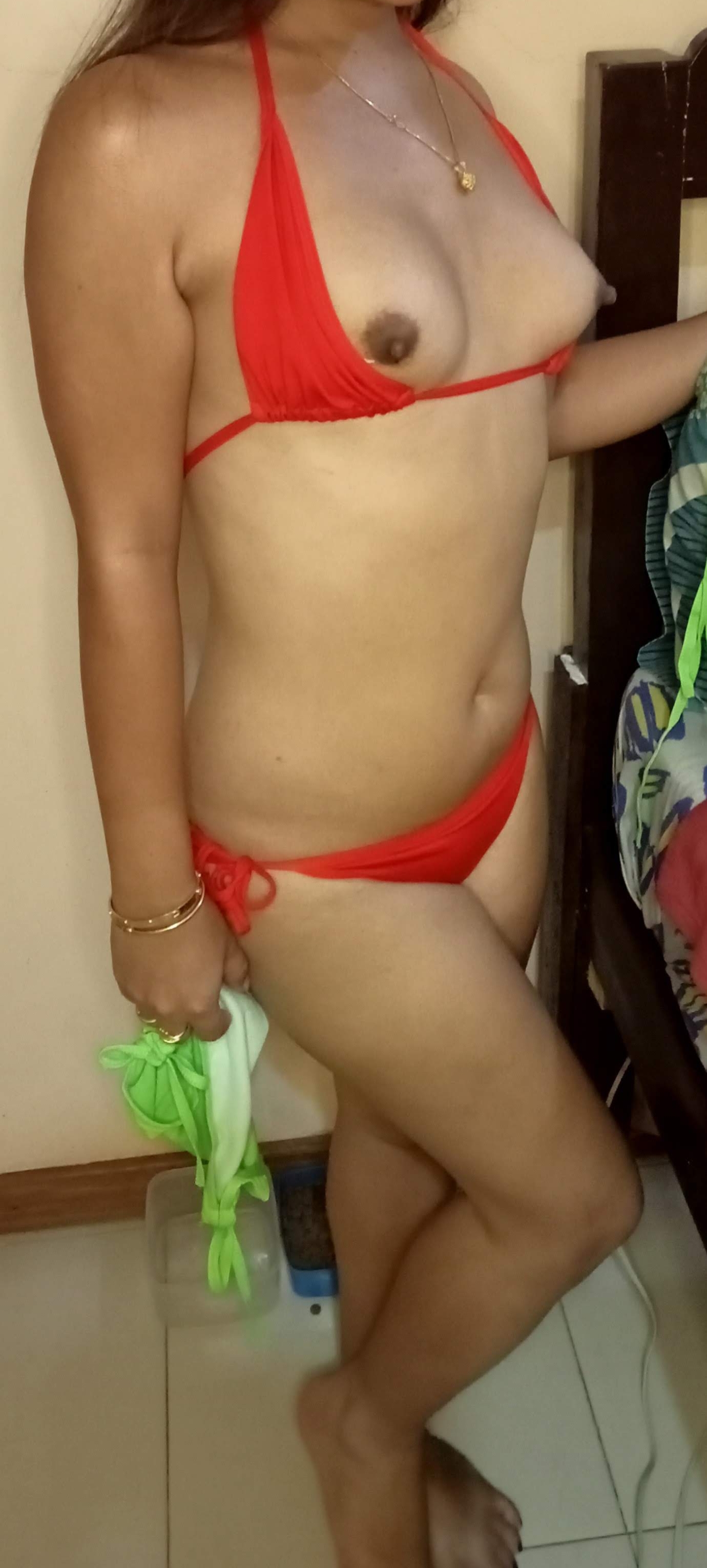 SHEMALES - TRANNY — 28