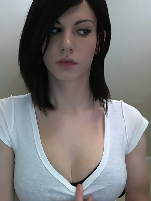 Brunettes — 32